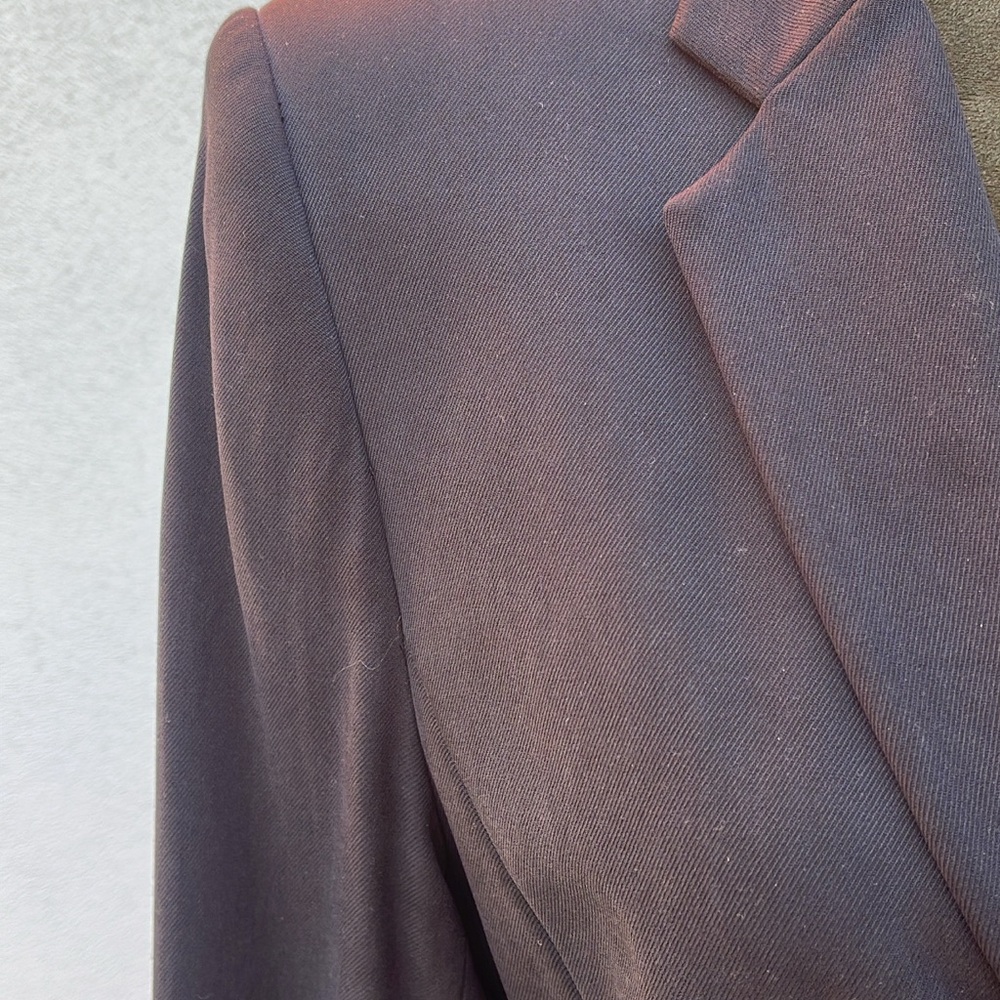 Blazer - Picture 4 of 5